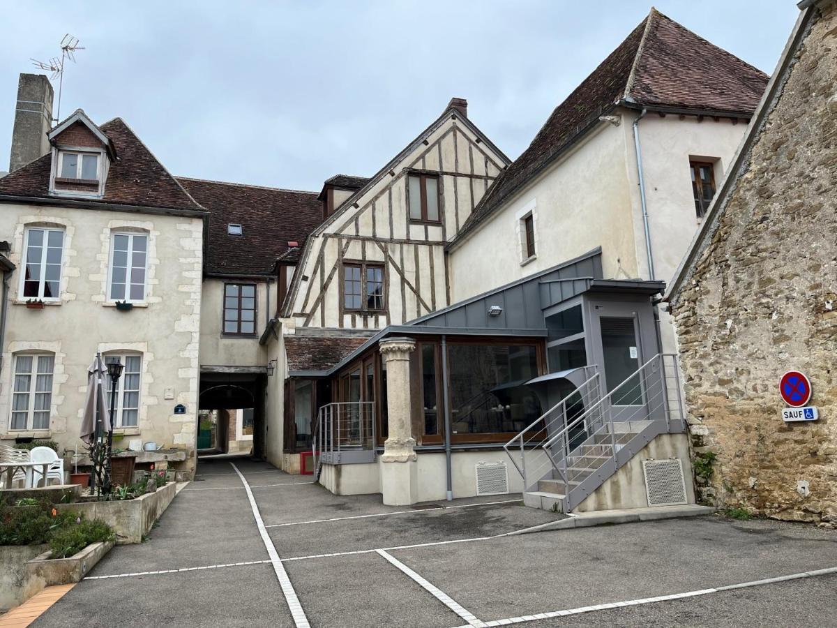 Logis Hotel - Le Relais Saint Vincent Ligny-le-Châtel Eksteriør billede
